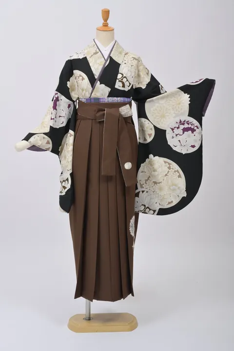 紅一点・花の丸紋×黒
